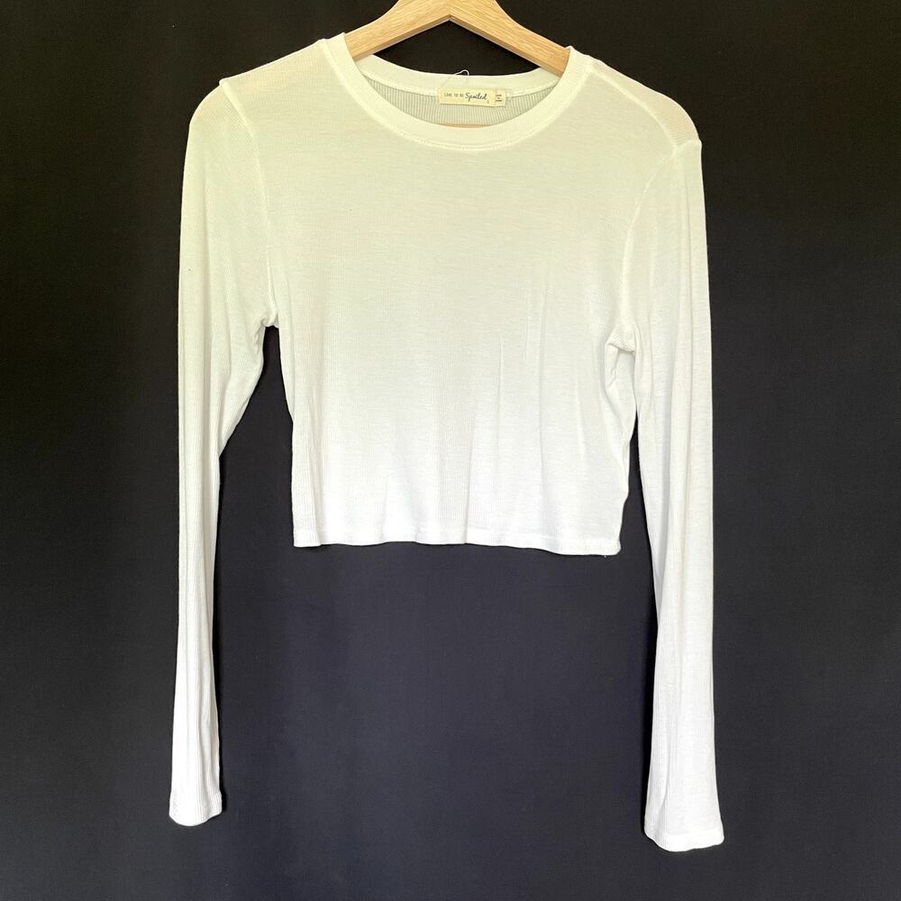 Live to be spoiled white rayon ribbed long sleeved cropped shirt women's size L